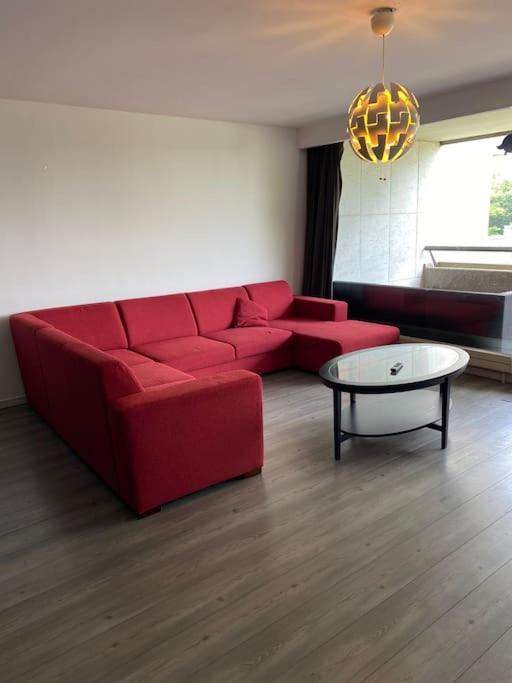 Big Apartment With Parking In 안트베르펜 외부 사진