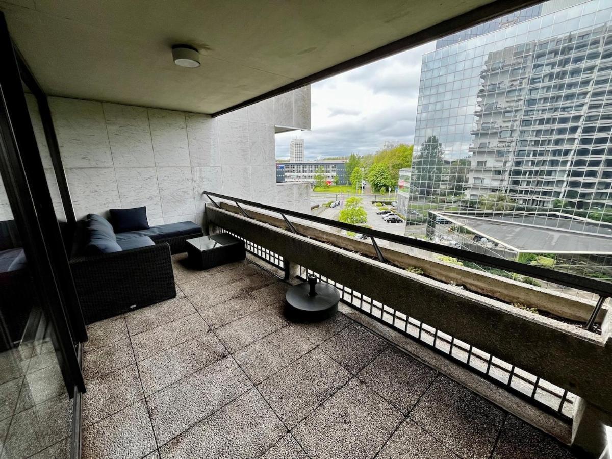 Big Apartment With Parking In 안트베르펜 외부 사진