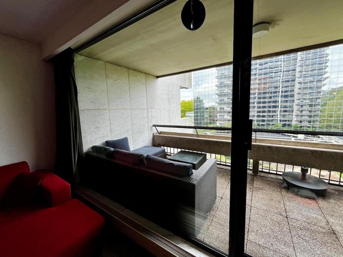 Big Apartment With Parking In 안트베르펜 외부 사진